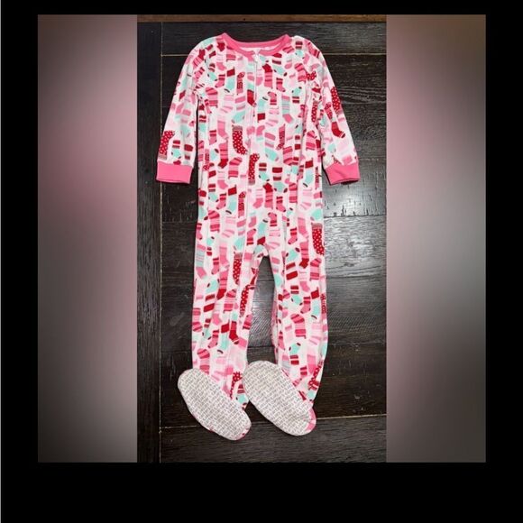 Size 4 carters fleece footed pajamas Christmas - Picture 1 of 4